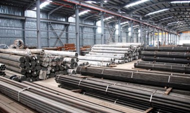 روند نزولی قیمت آهن و فولاد در بازار هفته جاری