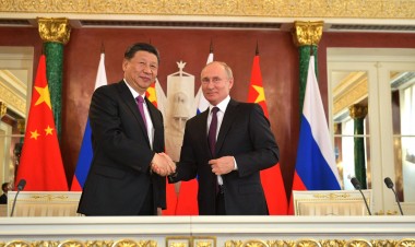 تصمیم قطعی چین و روسیه برای خداحافظی با دلار و یورو