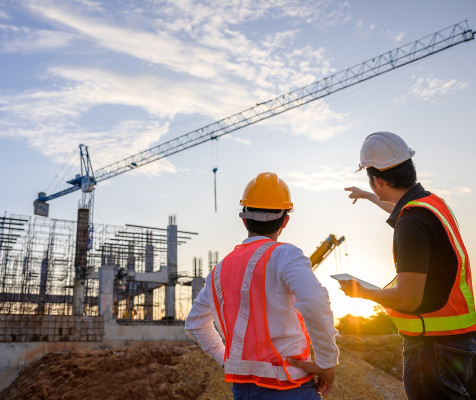 صنعت ساختمان دچار آسیب‌های رکود تورمی می‌شود